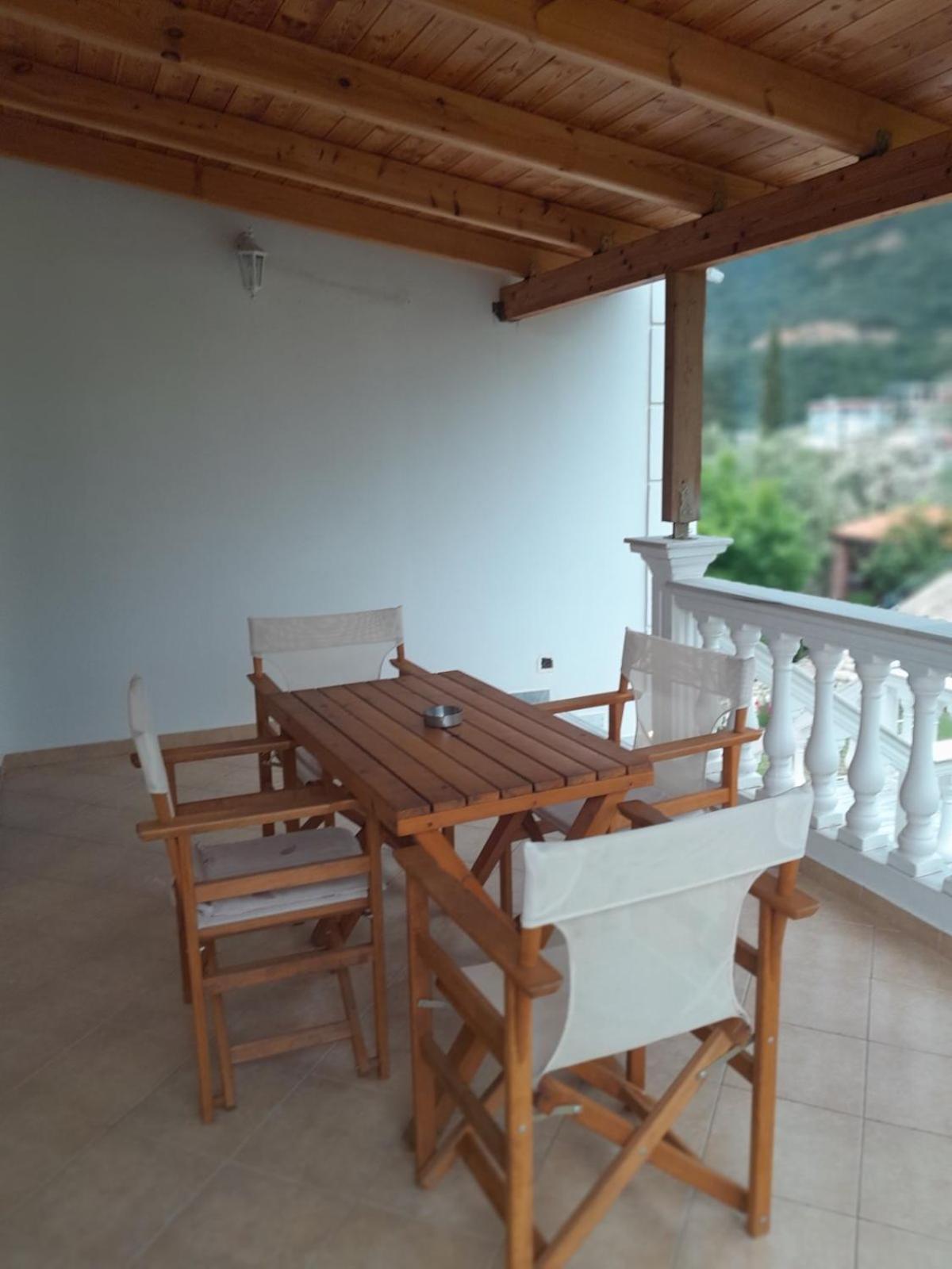 Helen Apartments Лукове Экстерьер фото